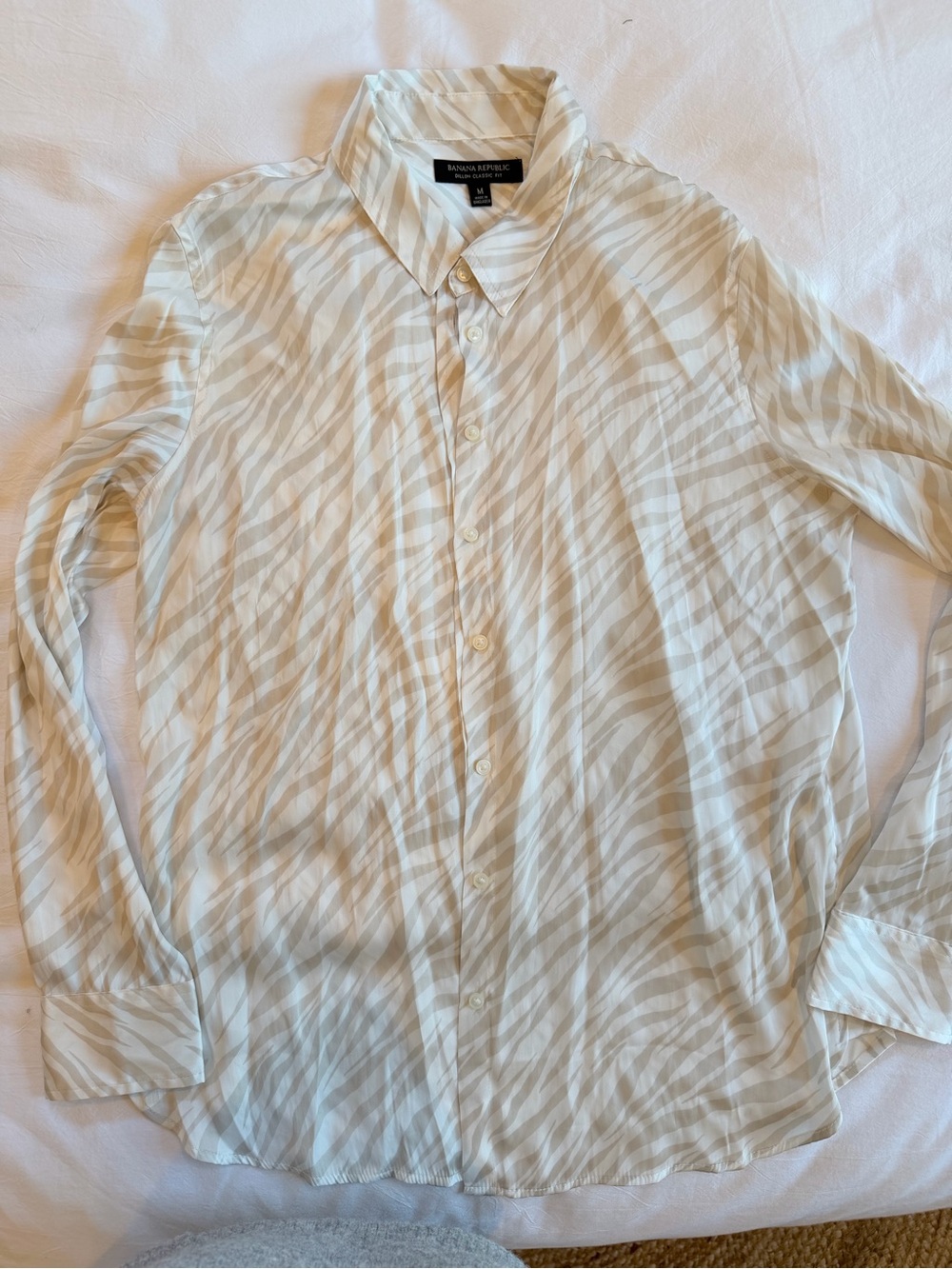 Banana Republic Cream Beige Zebra-Stripe Silk Button-Down Blouse